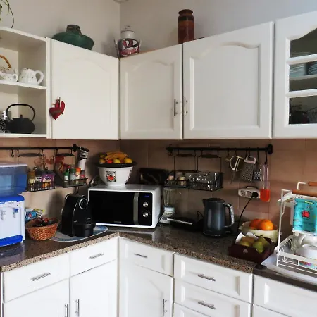 Al-madan Homestay szállás *