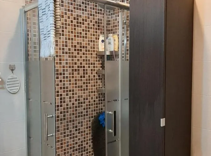 Проживание в семье Al-madan Алмада